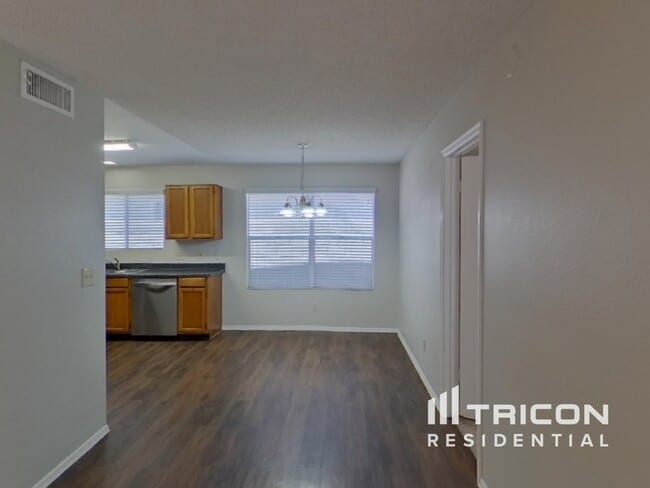 Building Photo - 906 E Marco Polo Road Phoenix AZ