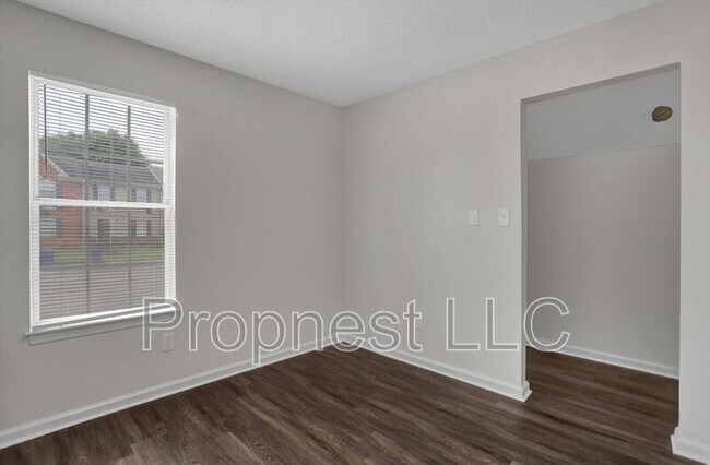 Building Photo - 7349 Perrin Cove
