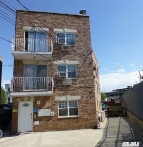 Foto del edificio - 3917 60th St