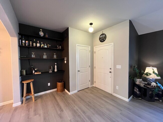 Building Photo - 2138 Birmingham Loop
