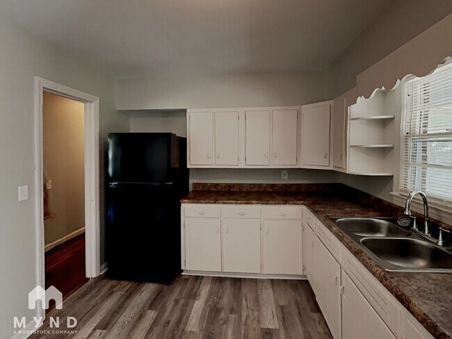 Foto del edificio - 304 Ridgewood Ave