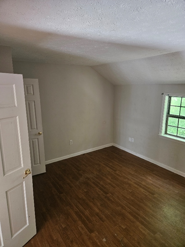 Building Photo - 237 Main St