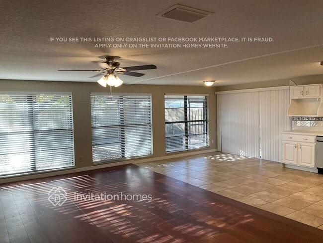 Building Photo - 6828 Eden Ln