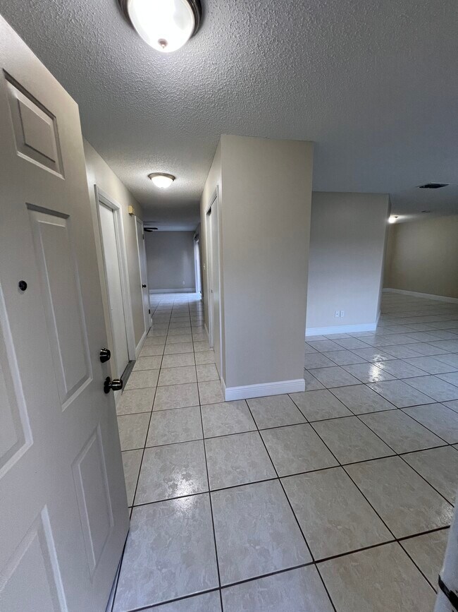 Building Photo - 2342 Cilantro Dr