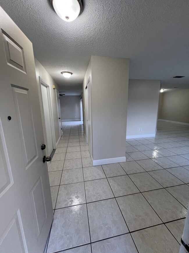 Foto del edificio - 2342 Cilantro Dr