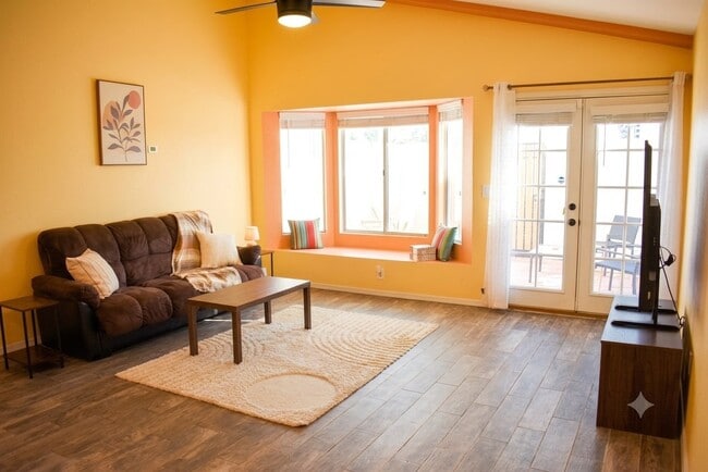 Photo - 4175 E Pecan Rd (Phoenix, AZ) House