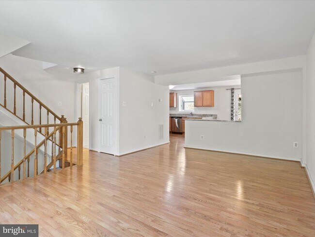 Foto del edificio - 6502 Coachleigh Way