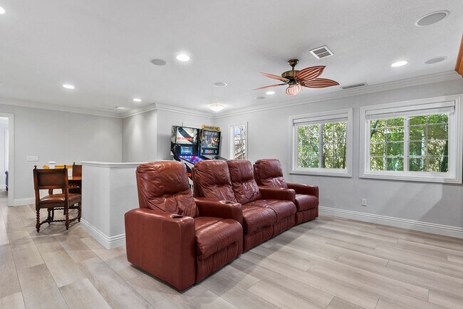 Building Photo - 27976 Milt Cir