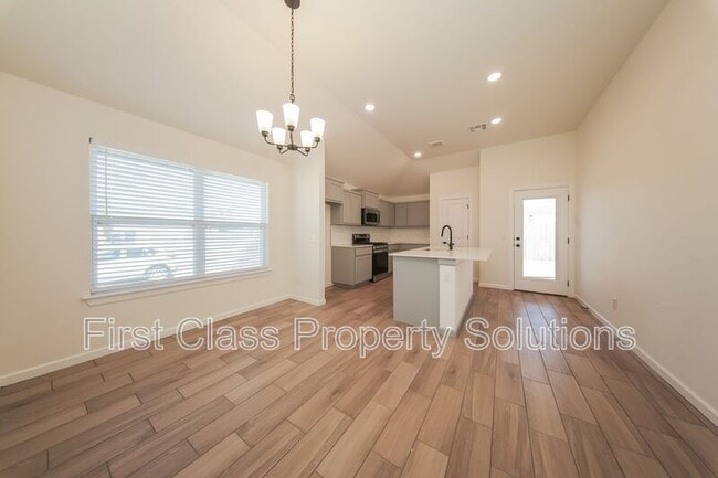 Building Photo - 19916 Stovall Dr