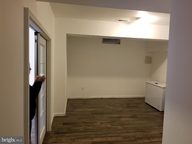 Building Photo - 70 Miss Sams Way