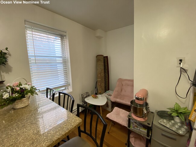 Building Photo - 20 Hanover Ave