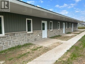 Building Photo - 187 Balaklava St