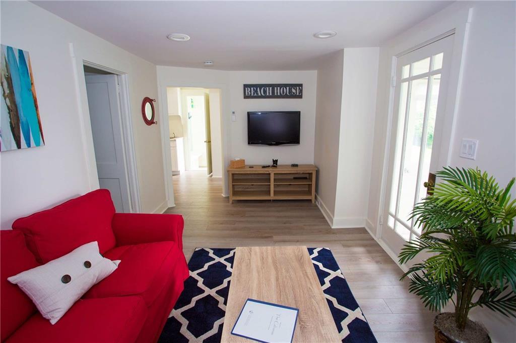 113 Aquidneck Ave, Middletown, RI 02842 Room for Rent in Middletown