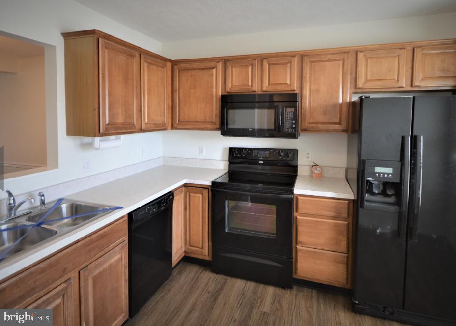 Building Photo - 1162 Hisey Ave