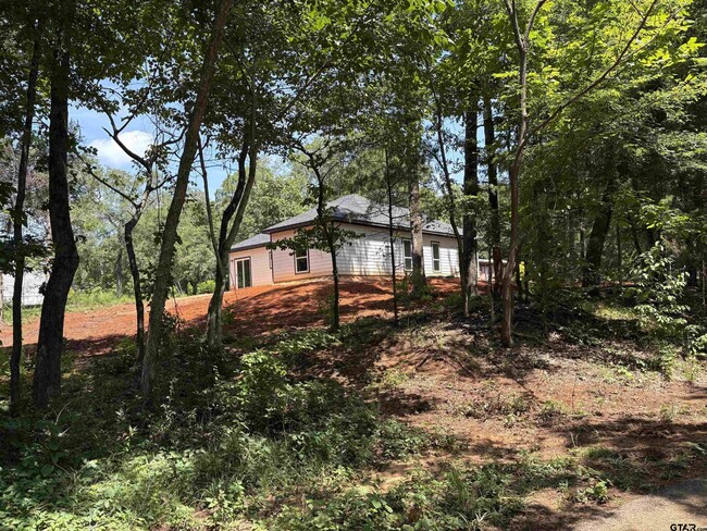 Building Photo - 682 el Paso Dr