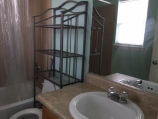 Building Photo - Townhouse in Plum Creek