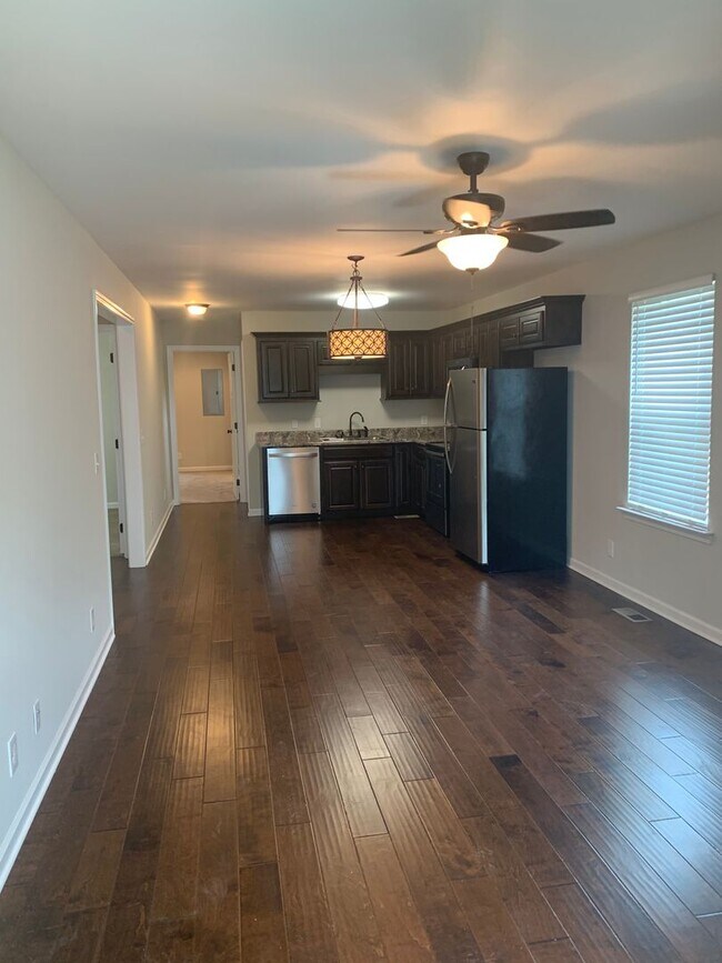 Foto del edificio - 3 Bedroom, 2 Bath Home Located in Manchest...