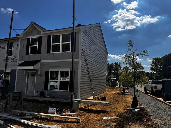 Building Photo - 5357 Canterbury Rdg Ct