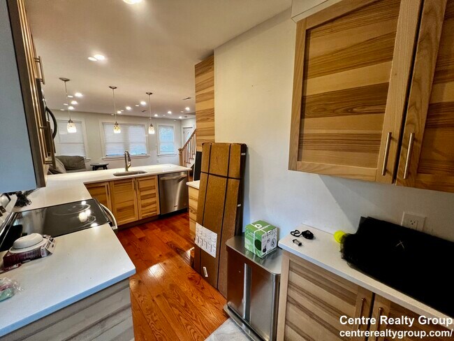 Foto del edificio - 4350 Washington St