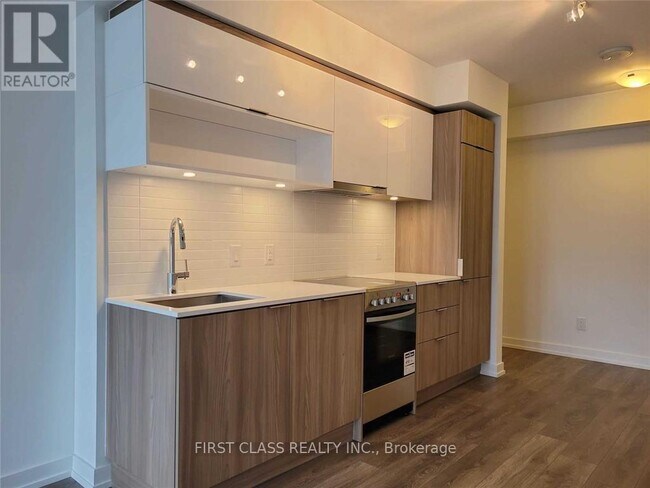 Photo du bâtiment - 159 Wellesley St E