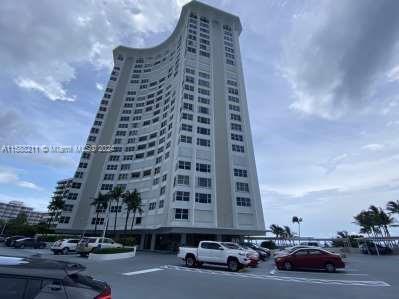 Foto del edificio - 1340 S Ocean Blvd