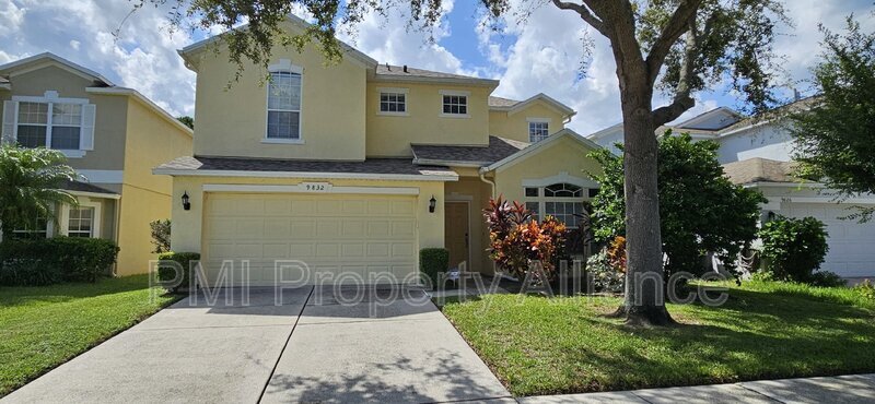 Primary Photo - 9832 Heron Pointe Dr