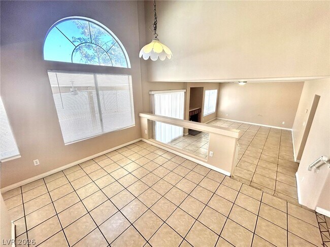 Building Photo - 2514 Quail Canyon Ave