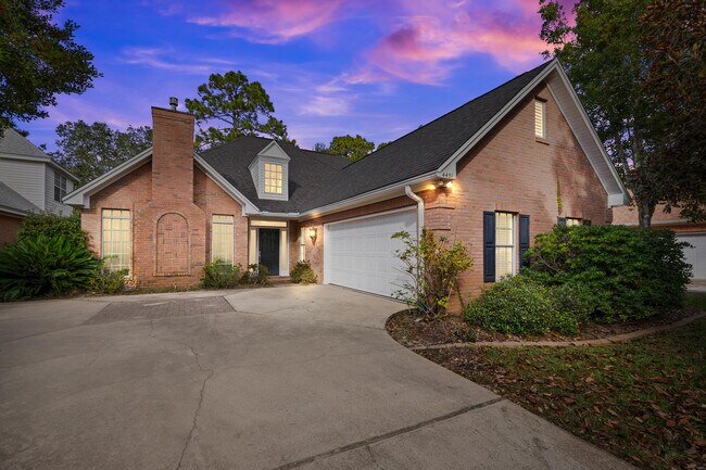 Foto del edificio - 4451 Turnberry Pl