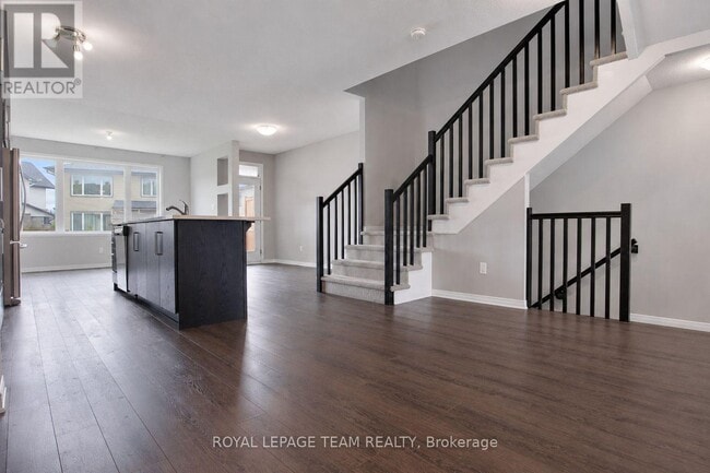 Building Photo - 487 Cope Dr