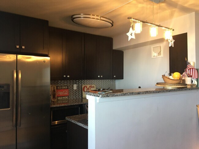 Foto del edificio - 6040 Boulevard E