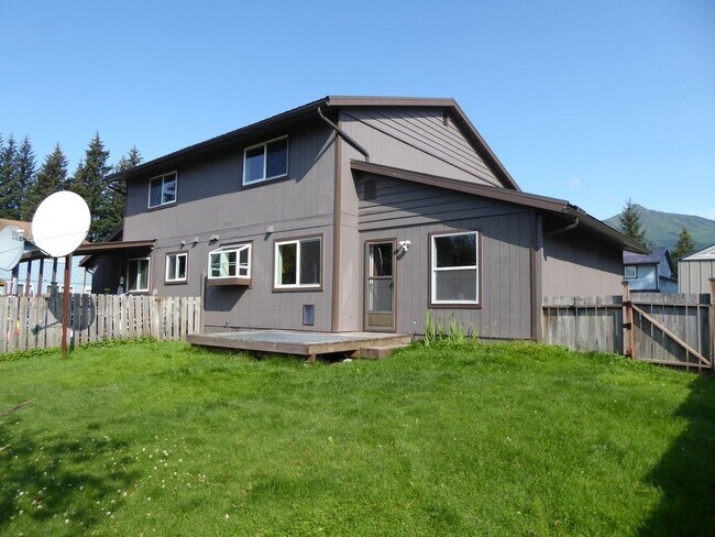 Foto del edificio - Pet Friendly Valley 2 story town home 2BD/...