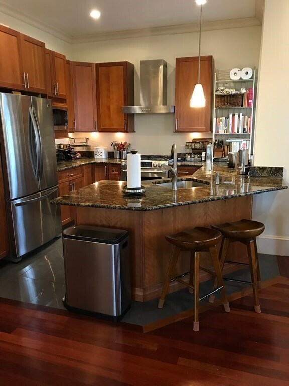 Foto del edificio - 55 Magazine St