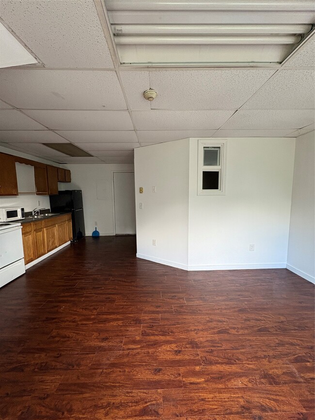 Building Photo - 38 Carroll St