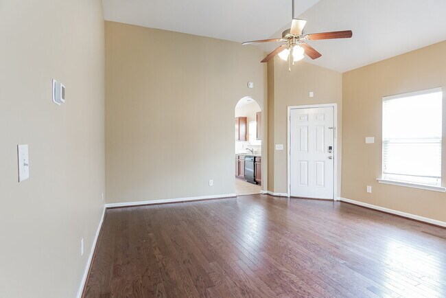 Building Photo - 4652 Rosser Loop Dr