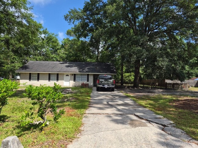 Building Photo - 531 Ashmore Rd