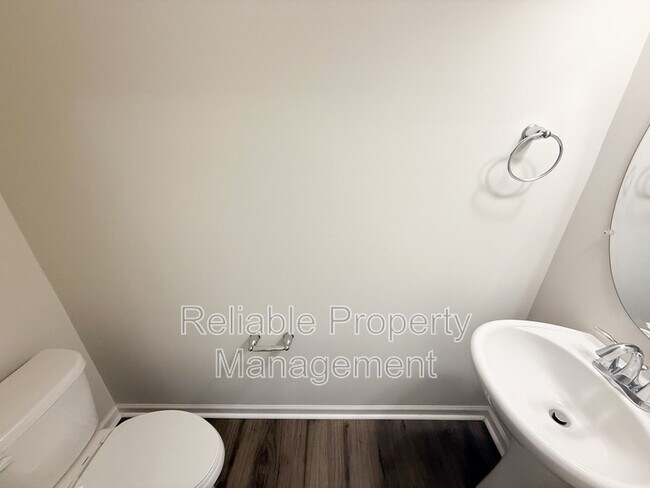 Foto del edificio - 140 Willow Green Dr