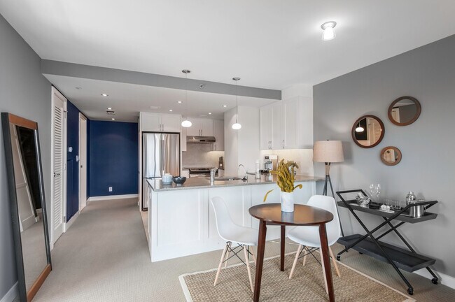 Foto del edificio - 425 8th St NW