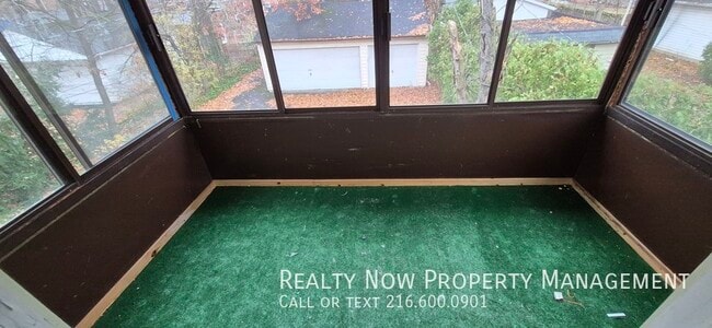 Building Photo - 3634 Glencairn Rd