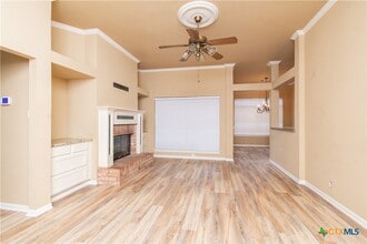 Building Photo - 4819 Box Canyon Dr