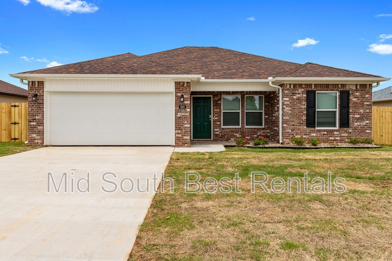 Foto principal - 620 Hill Rd