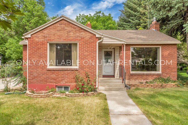 Building Photo - 661 S 300 E