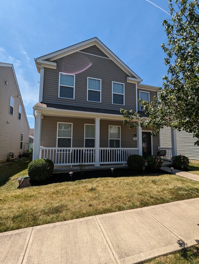 Building Photo - 131 Purple Leaf Ln