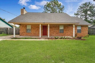 Building Photo - 1308 Tower Dr