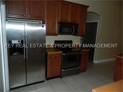 Foto del edificio - 4213 Old Trafford Way