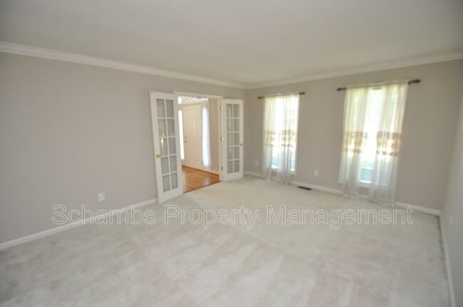 Building Photo - 2307 Fordcrest Dr