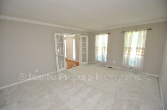 Foto del edificio - 2307 Fordcrest Dr