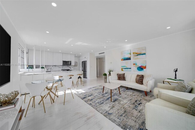 Foto del edificio - 1408 Brickell Bay Dr