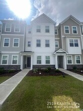 Building Photo - 2519 Kasota Ln