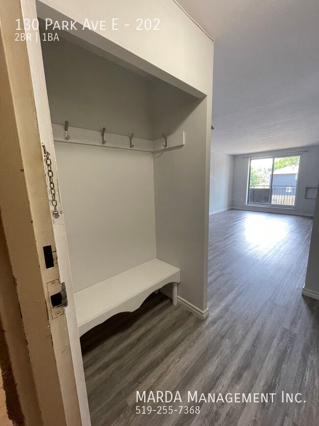 Building Photo - MODERN 2 BED/1BATH CONDO IN MAIN AREA OF C...