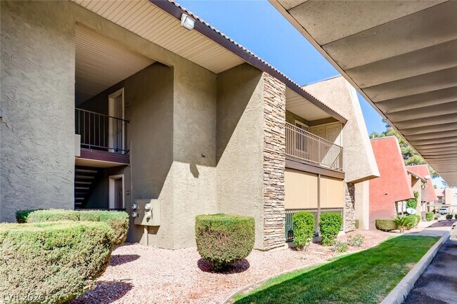 Foto del edificio - 5229 Indian River Dr